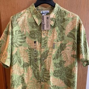 COLUMBIA MENS HAWAIIAN SHIRT, 2XL TAN & GREEN NWT!